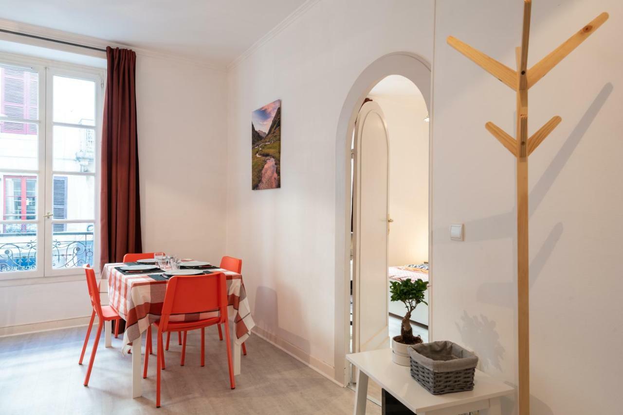 Appartement Coeur De Ville - Wifi - Lave-Seche Linge Pau Εξωτερικό φωτογραφία